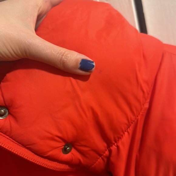 - Red Alo Puffer 🌹♥️ - Picture 5 of 7